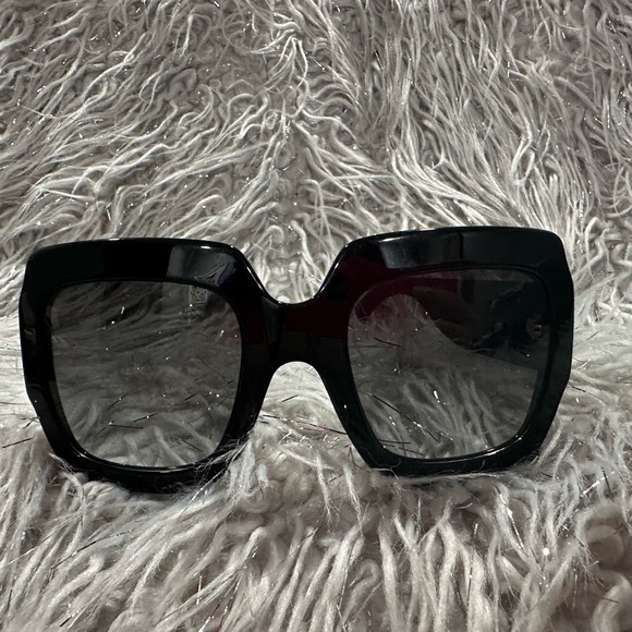 Gucci Glitter Oversized Sunglasses Authentic - Picture 6 of 7